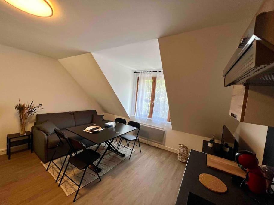 Appartement Centre-Ville / 6 Prsn / Bord Du Doubs / Au Pied De La Citadelle 브장송 외부 사진