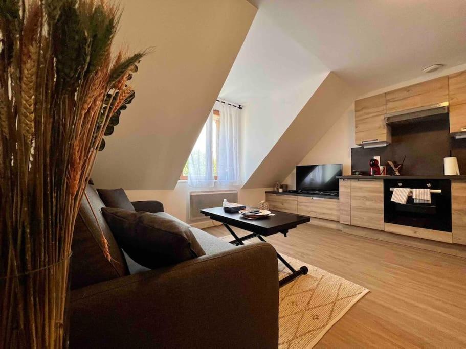 Appartement Centre-Ville / 6 Prsn / Bord Du Doubs / Au Pied De La Citadelle 브장송 외부 사진