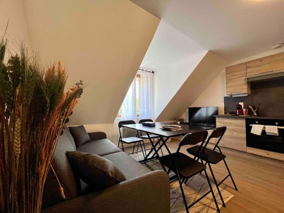 Appartement Centre-Ville / 6 Prsn / Bord Du Doubs / Au Pied De La Citadelle 브장송 외부 사진