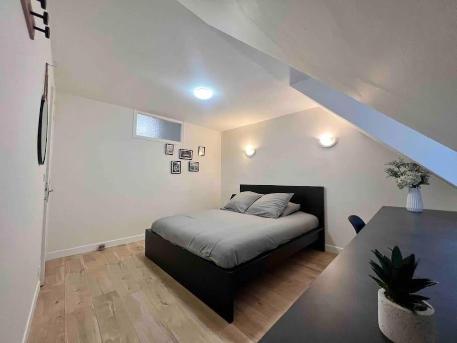Appartement Centre-Ville / 6 Prsn / Bord Du Doubs / Au Pied De La Citadelle 브장송 외부 사진